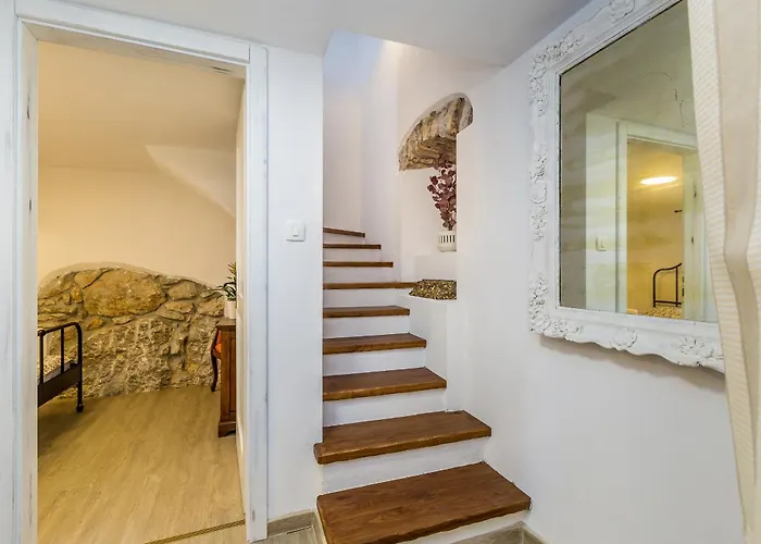 House Kuntenta With Pool And Jacuzzi