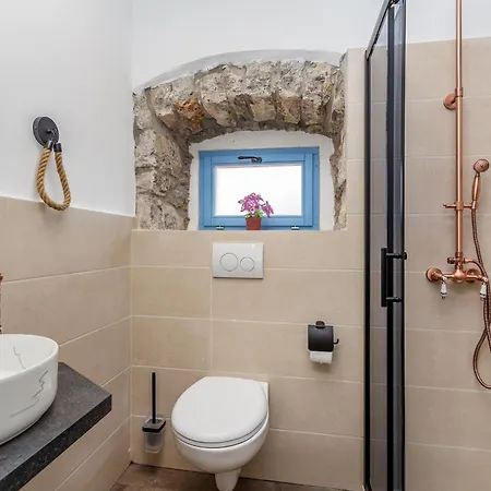 House Kuntenta With Pool And Jacuzzi *