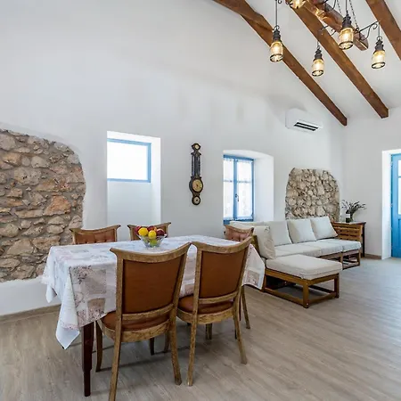 House Kuntenta With Pool And Jacuzzi Feriehus *