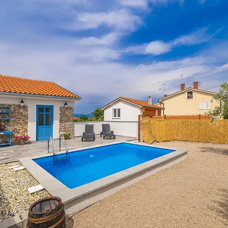 House Kuntenta With Pool And Jacuzzi * Skrbčići