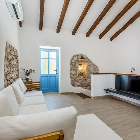 House Kuntenta With Pool And Jacuzzi Σπίτι διακοπών *