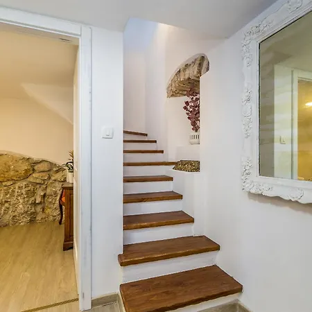 House Kuntenta With Pool And Jacuzzi