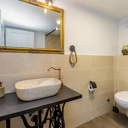 Σπίτι διακοπών House Kuntenta With Pool And Jacuzzi *
