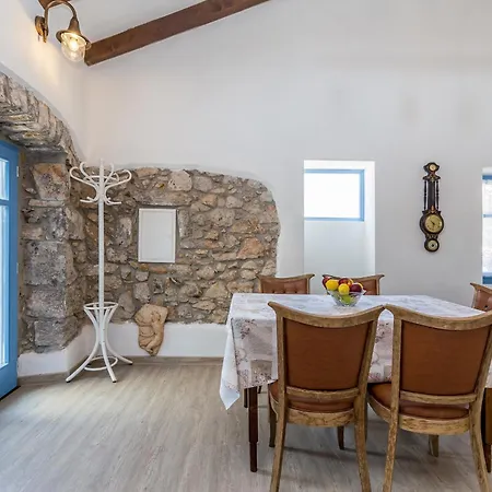 Σπίτι διακοπών House Kuntenta With Pool And Jacuzzi Skrbčići